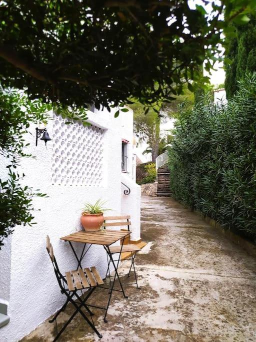 La Casa De Las Palmeras Muntanya la Sella Eksteriør billede
